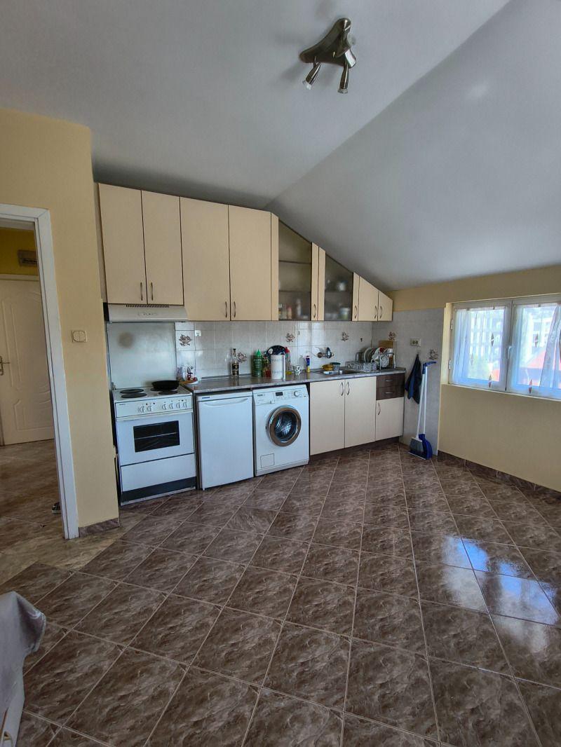 Floor of a house, for rent, residential district Moderno predgradie