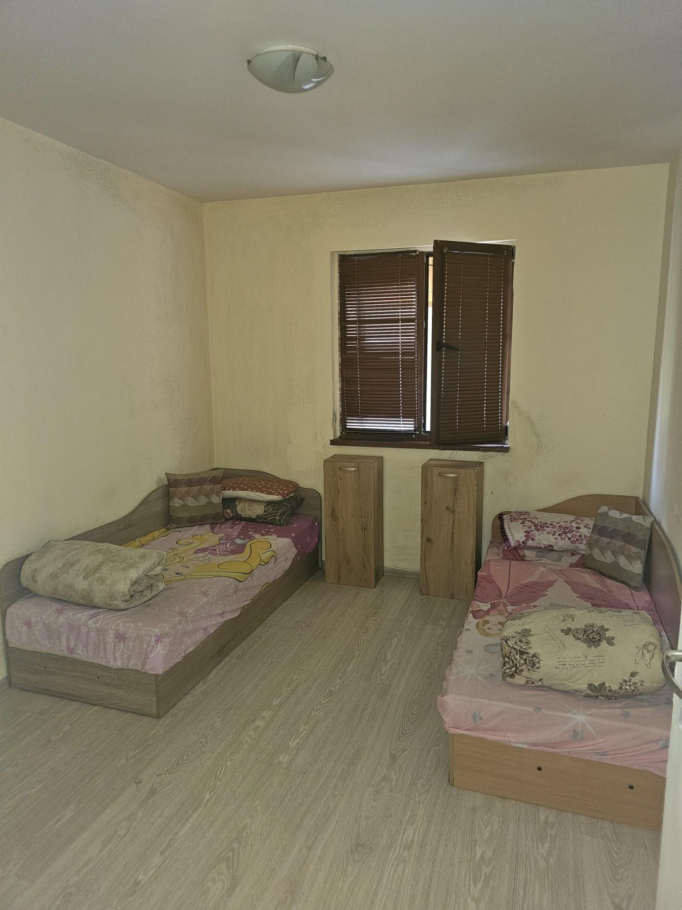 Етаж от къща, под наем, жк. Орландовци