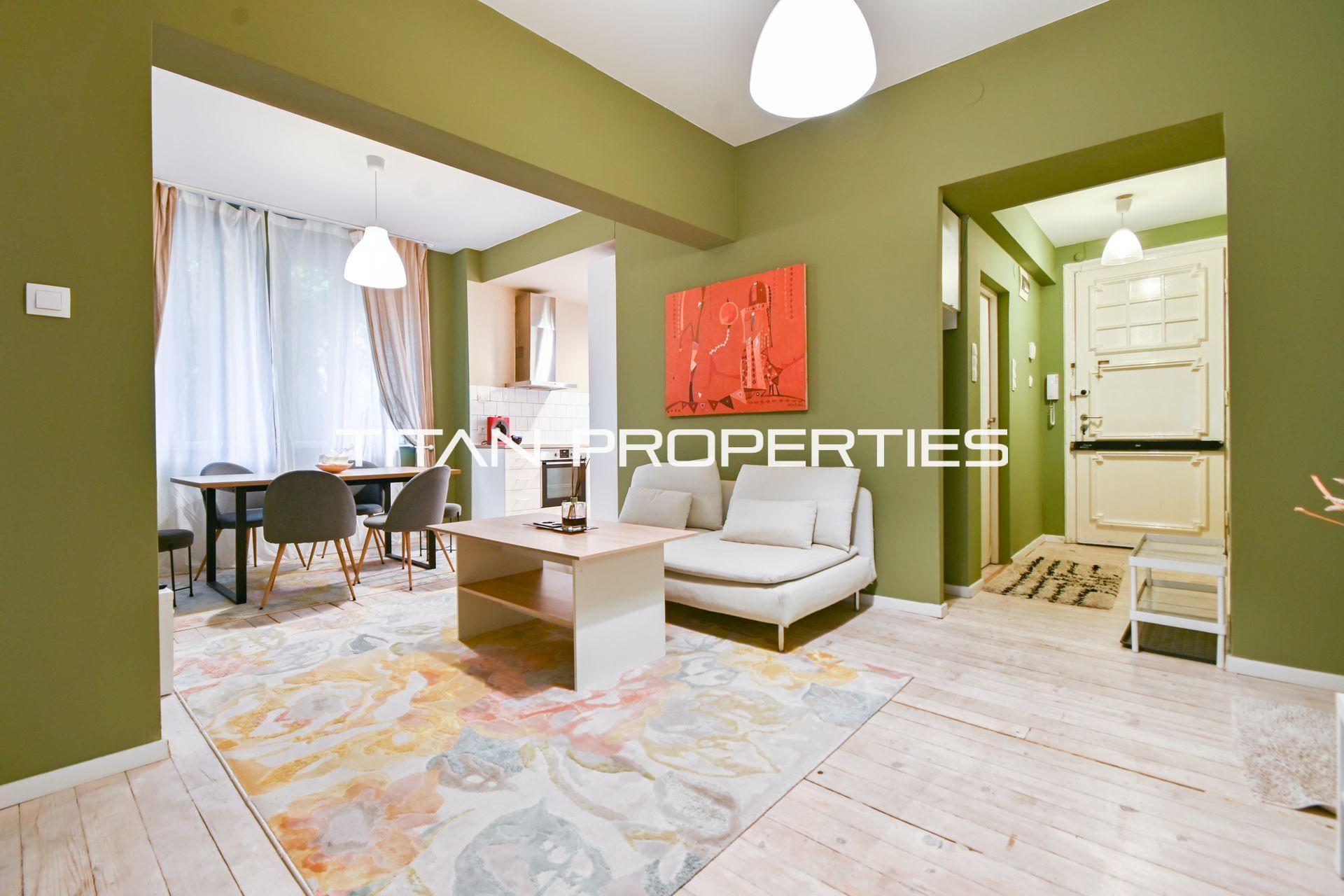 За продажба в София тристаен Център ID 2071136