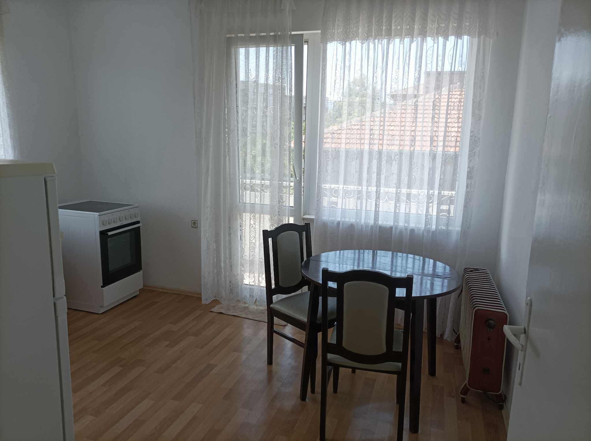 Под наем в Пловдив двустаен Кючук Париж ID 2070514